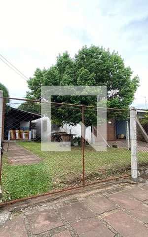 Casa à venda com 873m², 4 quartos e 2 vagasFachada