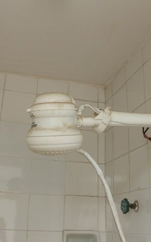 Apartamento à venda com 64m², 2 quartos e 1 vagaChuveiro