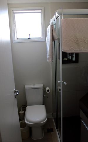 Apartamento para alugar com 49m², 2 quartos e 2 vagas Apartamento para alugar com 49m², 2 quartos e 2 vagasBanheiro