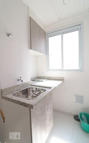 Apartamento para alugar com 39m², 2 quartos e sem vagaArea de Serviço