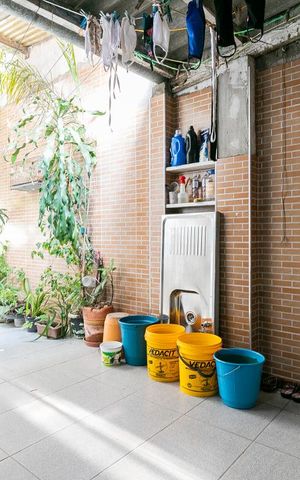 Casa à venda com 100m², 2 quartos e sem vagaÁrea de Serviço