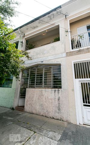 Casa à venda com 100m², 2 quartos e sem vagaFachada