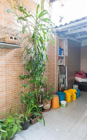 Casa à venda com 100m², 2 quartos e sem vagaÁrea de Serviço
