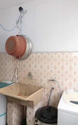 Casa à venda com 200m², 4 quartos e 2 vagasArea dde Serviço