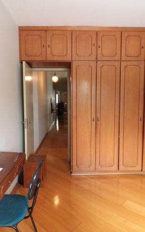 Casa à venda com 200m², 4 quartos e 2 vagasQuarto 1