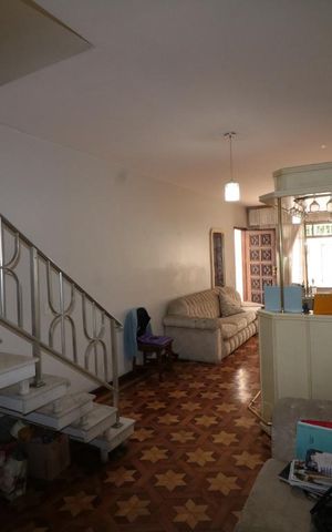 Casa à venda com 200m², 4 quartos e 2 vagasSala