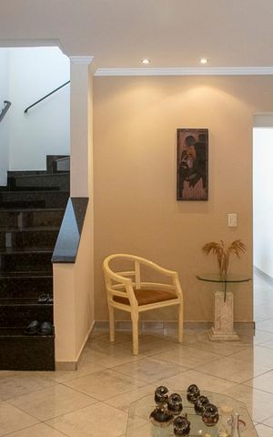 Casa para alugar com 170m², 4 quartos e 3 vagas Casa para alugar com 170m², 4 quartos e 3 vagassala