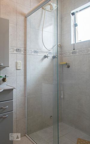 Casa para alugar com 170m², 4 quartos e 3 vagas Casa para alugar com 170m², 4 quartos e 3 vagasbanheiro quarto 2