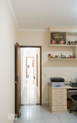 Casa para alugar com 170m², 4 quartos e 3 vagas Casa para alugar com 170m², 4 quartos e 3 vagasquarto 3