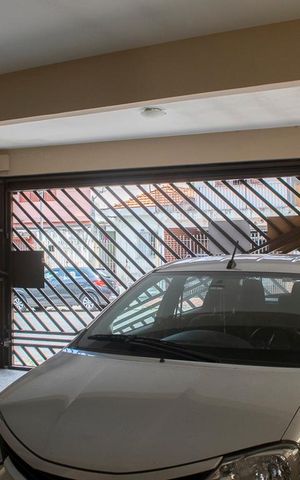 Casa para alugar com 170m², 4 quartos e 3 vagas Casa para alugar com 170m², 4 quartos e 3 vagasgaragem