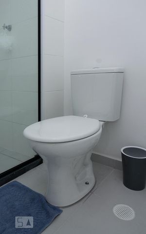 Apartamento à venda com 30m², 1 quarto e sem vaga Apartamento à venda com 30m², 1 quarto e sem vagaBanheiro Suíte