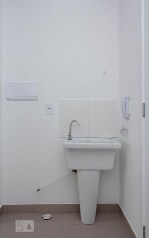 Apartamento à venda com 30m², 1 quarto e sem vaga Apartamento à venda com 30m², 1 quarto e sem vagaSala / Cozinha
