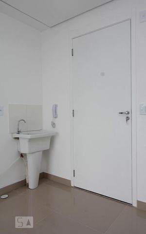 Apartamento à venda com 30m², 1 quarto e sem vaga Apartamento à venda com 30m², 1 quarto e sem vagaSala / Cozinha