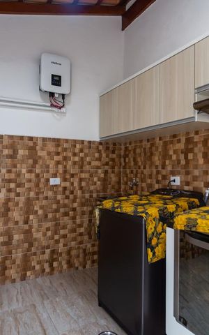 Casa à venda com 228m², 3 quartos e 5 vagas Casa à venda com 228m², 3 quartos e 5 vagasÁrea de Serviço