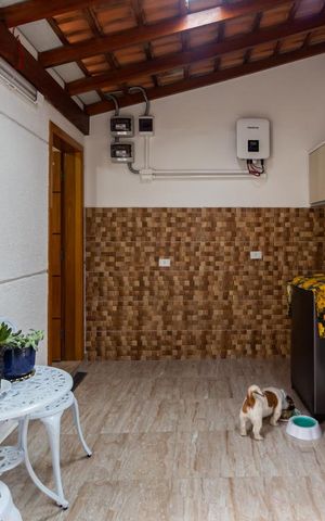 Casa à venda com 228m², 3 quartos e 5 vagas Casa à venda com 228m², 3 quartos e 5 vagasÁrea de Serviço