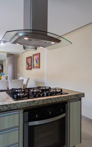 Casa à venda com 228m², 3 quartos e 5 vagas Casa à venda com 228m², 3 quartos e 5 vagasCozinha