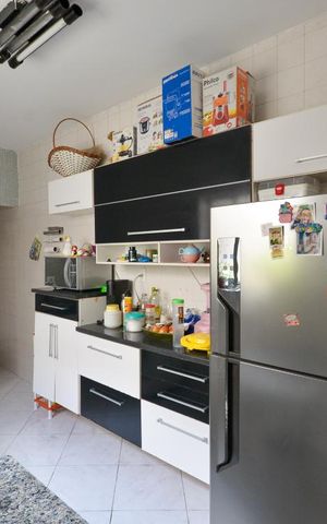 Casa de condomínio à venda com 75m², 1 quarto e 1 vaga Casa de condomínio à venda com 75m², 1 quarto e 1 vagaCozinha