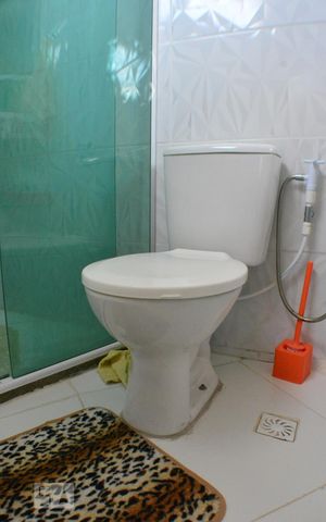 Casa de condomínio para alugar com 240m², 3 quartos e 1 vagaQuarto 1 com banheiro