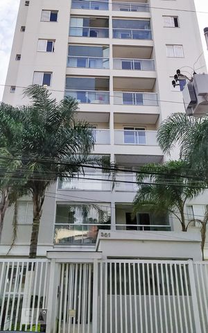 Apartamento à venda com 68m², 2 quartos e 2 vagas Apartamento à venda com 68m², 2 quartos e 2 vagasFachada
