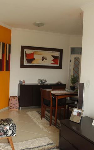 Apartamento à venda com 55m², 2 quartos e 1 vagaSala
