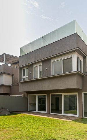 Casa de condomínio à venda com 506m², 3 quartos e 3 vagas Casa de condomínio à venda com 506m², 3 quartos e 3 vagasQuintal