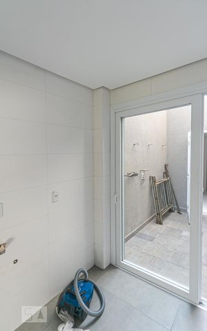 Casa de condomínio à venda com 506m², 3 quartos e 3 vagas Casa de condomínio à venda com 506m², 3 quartos e 3 vagasÁrea de Serviço