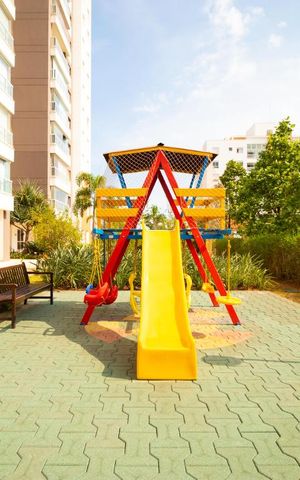 Apartamento à venda com 87m², 3 quartos e 2 vagas Apartamento à venda com 87m², 3 quartos e 2 vagasÁrea Comum - Playground