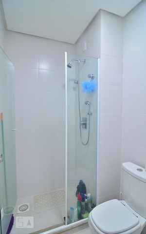 Apartamento à venda com 52m², 1 quarto e 2 vagasBanheiro