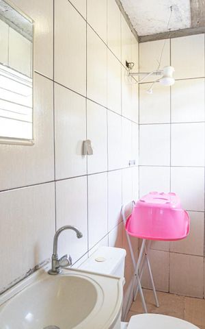 Casa à venda com 260m², 4 quartos e 2 vagasEdícula