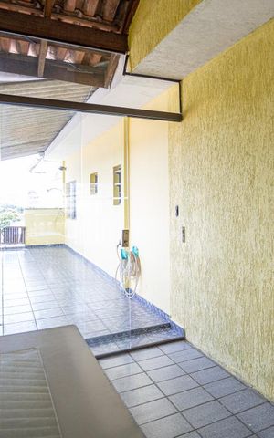 Casa à venda com 260m², 4 quartos e 2 vagasVaranda