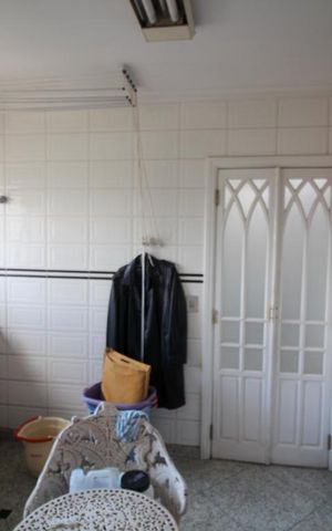Apartamento para alugar com 600m², 4 quartos e 5 vagas Apartamento para alugar com 600m², 4 quartos e 5 vagasLavanderia