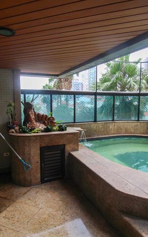 Apartamento para alugar com 600m², 4 quartos e 5 vagas Apartamento para alugar com 600m², 4 quartos e 5 vagasVaranda gourmet