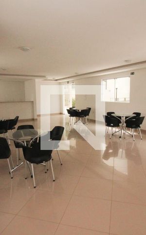 Apartamento para alugar com 40m², 2 quartos e 1 vaga Apartamento para alugar com 40m², 2 quartos e 1 vagaÁrea comum - Salão de festas