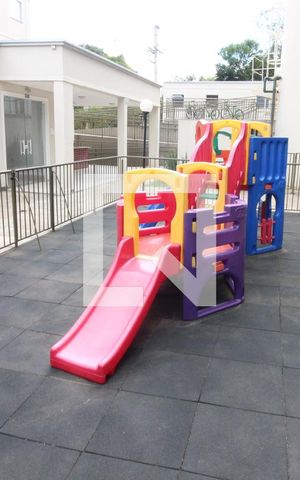 Apartamento para alugar com 40m², 2 quartos e 1 vaga Apartamento para alugar com 40m², 2 quartos e 1 vagaÁrea comum - Playground