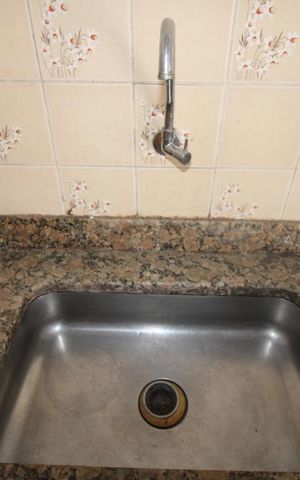 Casa à venda com 85m², 4 quartos e 6 vagasQuintal