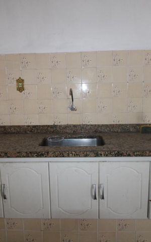 Casa à venda com 85m², 4 quartos e 6 vagasQuintal