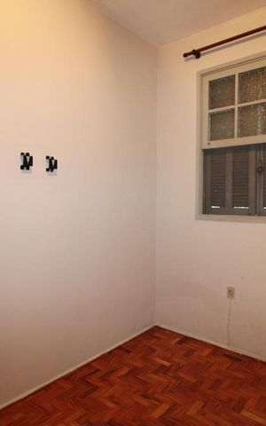 Casa à venda com 85m², 4 quartos e 6 vagasQuarto 2