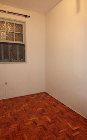 Casa à venda com 85m², 4 quartos e 6 vagasQuarto 2