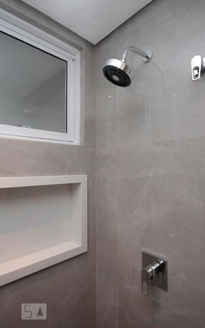 Apartamento à venda com 104m², 2 quartos e sem vagaBanheiro