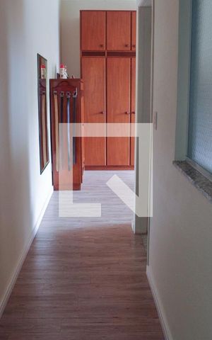 Casa de condomínio à venda com 849m², 4 quartos e 6 vagas Casa de condomínio à venda com 849m², 4 quartos e 6 vagasSuíte 3