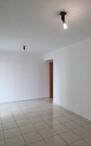 Apartamento para alugar com 68m², 2 quartos e 2 vagasSala