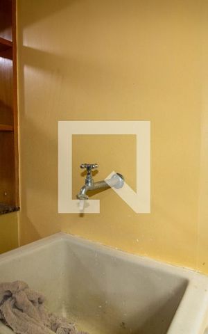 Apartamento à venda com 80m², 2 quartos e 1 vagaÁrea de Serviço