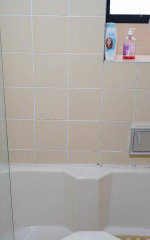 Apartamento à venda com 155m², 3 quartos e 2 vagas Apartamento à venda com 155m², 3 quartos e 2 vagasBanheiro da Suíte