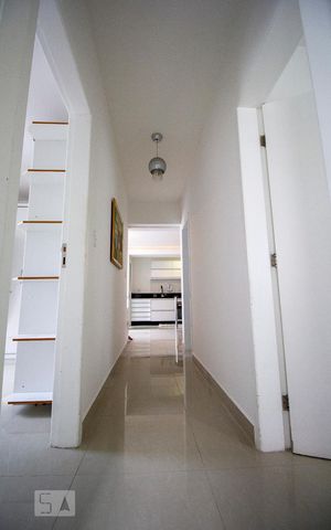 Apartamento para alugar com 110m², 3 quartos e 2 vagasCorredor