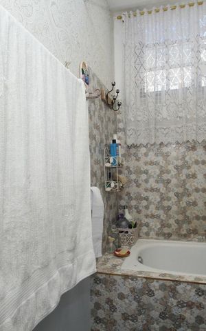Casa para alugar com 160m², 2 quartos e sem vagaBanheiro da Suíte