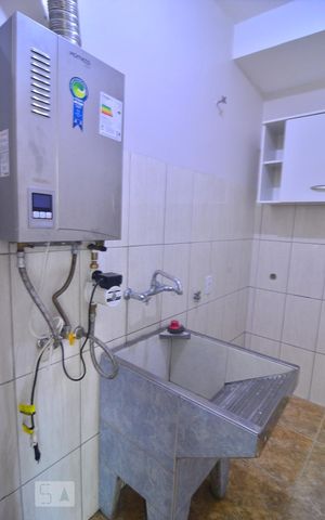 Casa à venda com 250m², 3 quartos e 2 vagasÁrea de Serviço