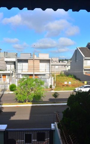 Casa à venda com 250m², 3 quartos e 2 vagasVista Sacada