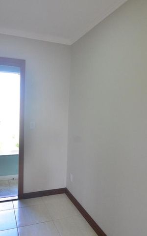 Casa à venda com 250m², 3 quartos e 2 vagasCloset