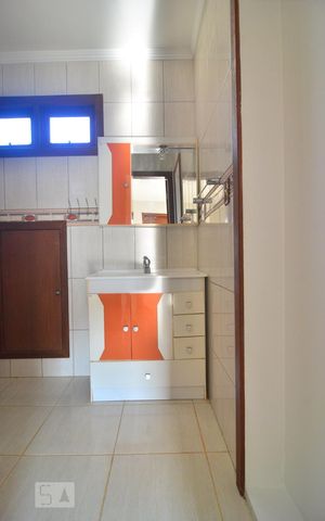 Casa à venda com 250m², 3 quartos e 2 vagasBanheiro Suíte