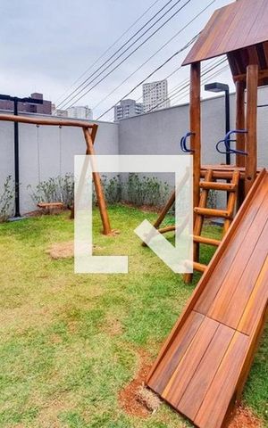 Apartamento à venda com 31m², 2 quartos e sem vaga Apartamento à venda com 31m², 2 quartos e sem vagaÁrea Comum - Playground